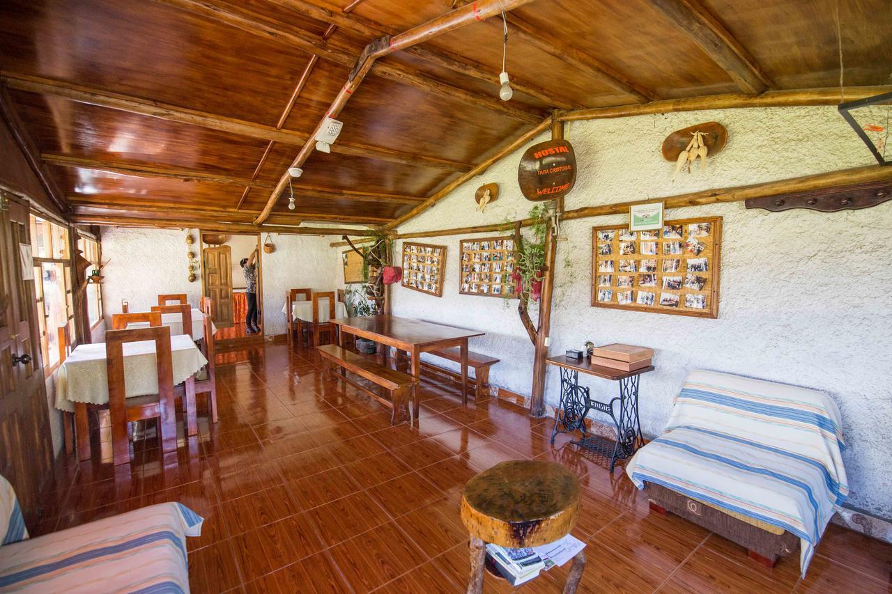 Hostal Taita Cristobal Isinlivi Exteriör bild